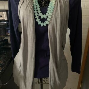 Daytrip Long Sleeve Gray Vest Size M $10